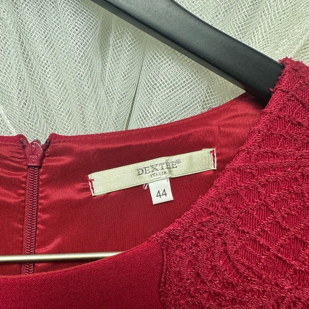 Red Long Sleeve Dress with lace details - Picture 4 of 9